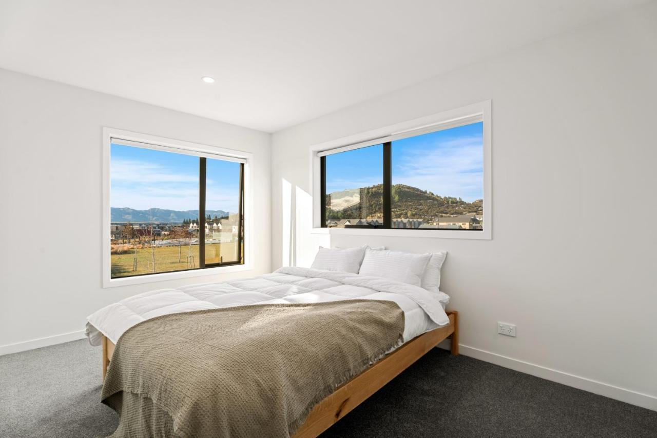 Wanaka Wonder - Wanaka Holiday Home Exterior foto
